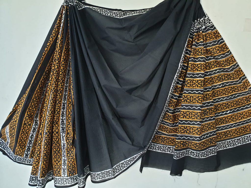 Natural black regular wear bagru print Cotton malmal saree with blouse