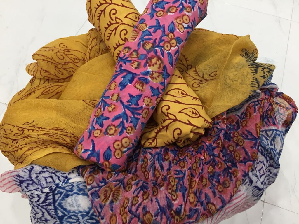 Natural blush rapid floral print pure cotton suit set with chiffon dupatta