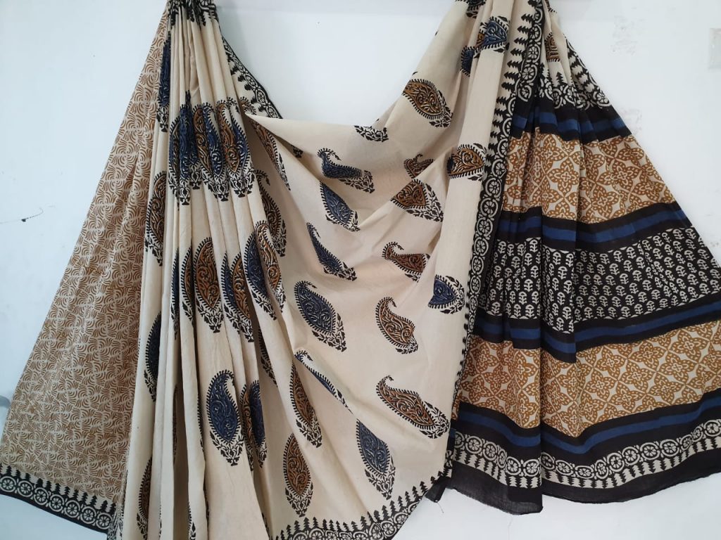 Desert sand casual wear bagru kerry print cotton mulmul sarees with blouse