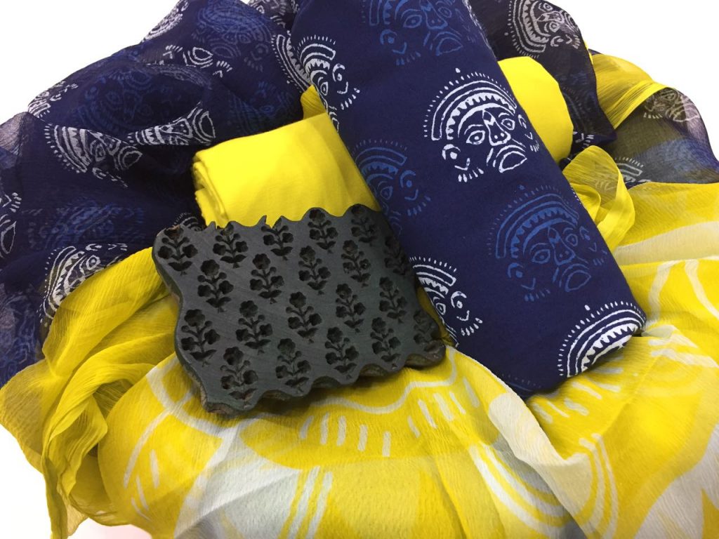 Superior quality prussian blue lemon bagru print cotton suit set with chiffon chunni