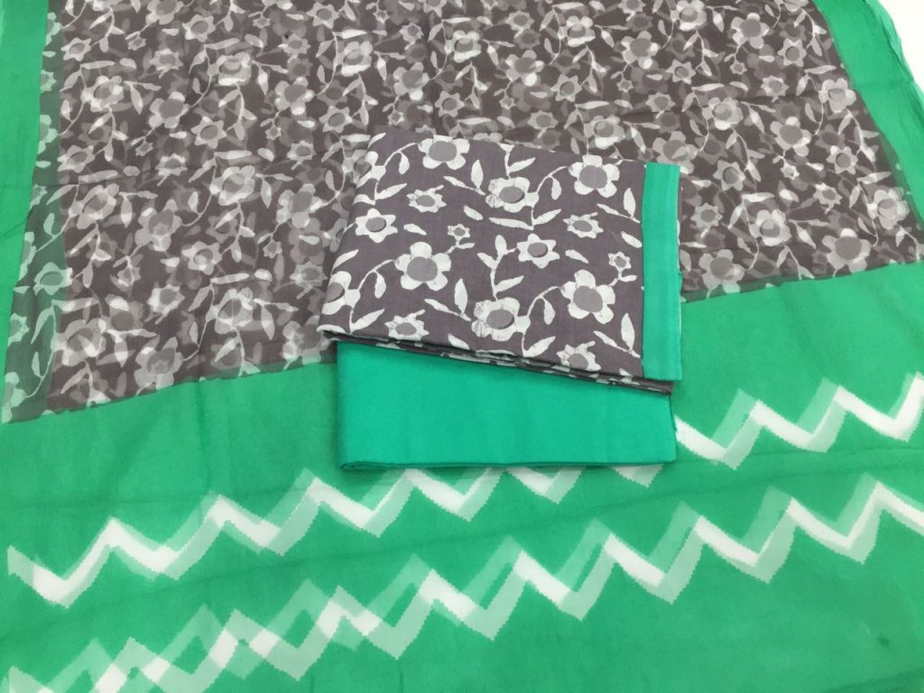 Gray white jungle green bagru print cotton salwar kameez set with chiffon chunni