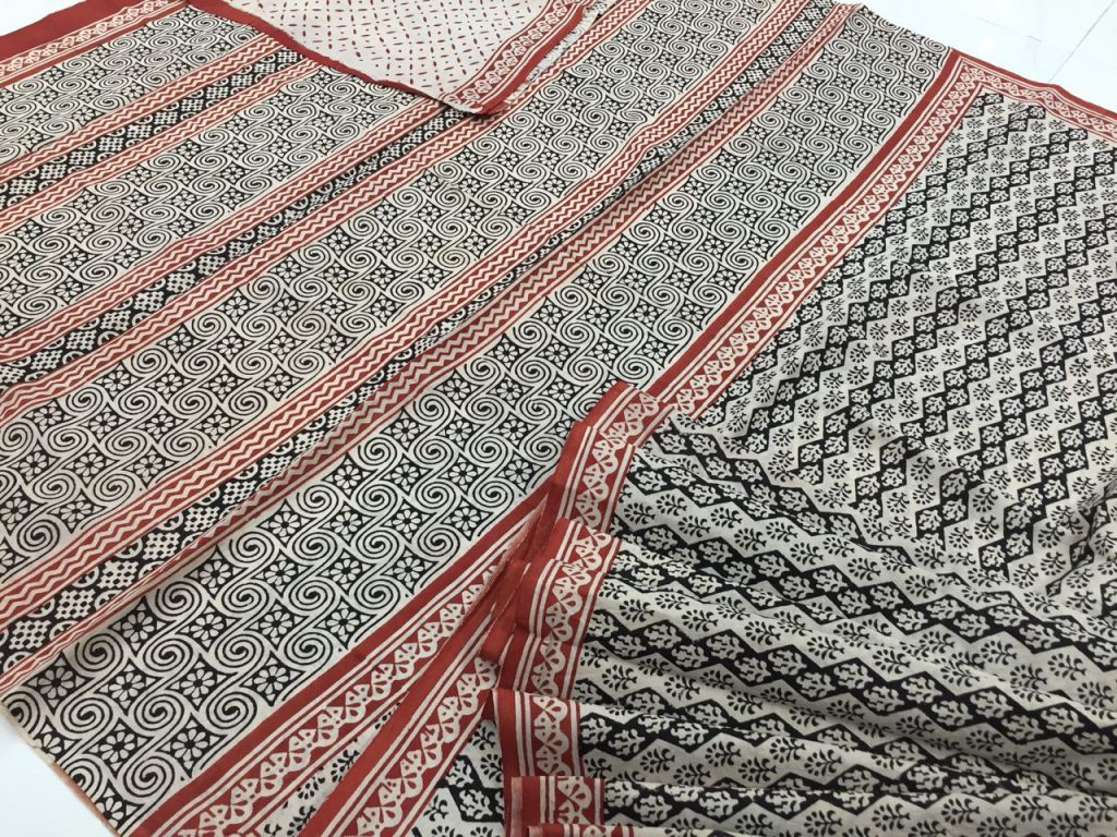 Jaipuri white casual wear booty bagru print cotton sarees with blouse piece