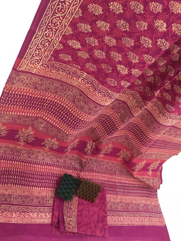 Traditional ruby regular wear booty bagru print cotton sarees with blouse piece