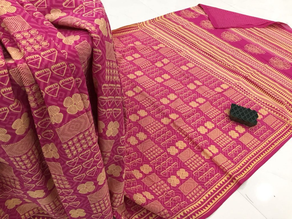 Ladies cerise casual wear bagru print cotton sarees with blouse piece
