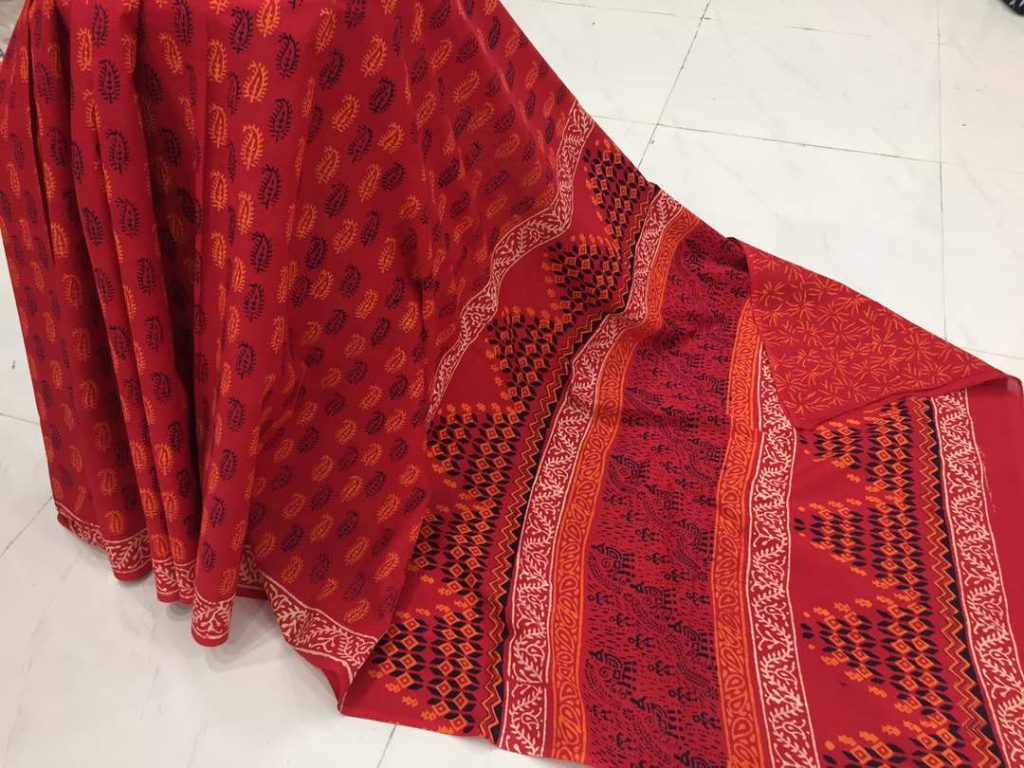 Amaranth regular wear booty bagru print cotton sarees with blouse piece