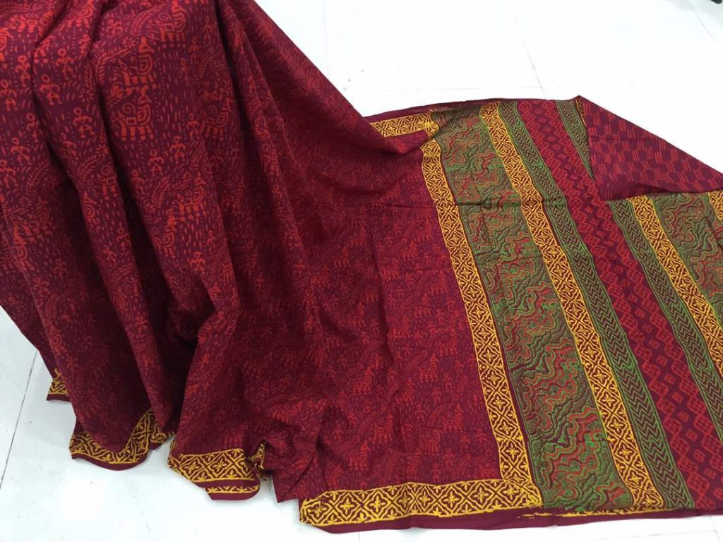 Maroon regular wear booty bagru print cotton sarees with blouse piece