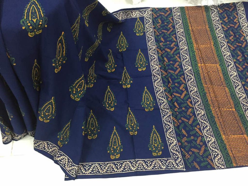 Natural navy blue daily wear bagru print cotton sarees with blouse piece