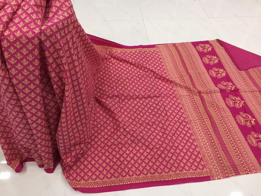 Raspberry daily wear booty bagru print cotton sarees with blouse piece