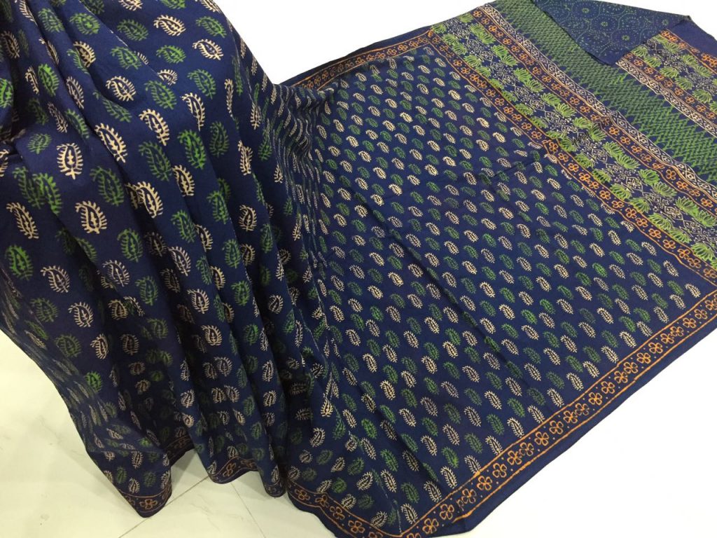 Natural navy blue daily wear kerry bagru print cotton sarees with blouse piece