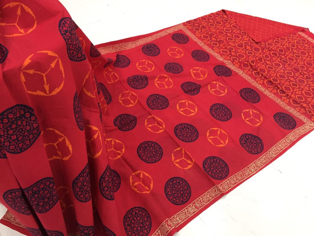 Natural red casual wear circle bagru print cotton sarees with blouse piece