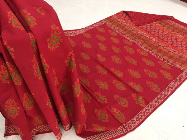 Natural crimson regular wear bagru print cotton sarees with blouse piece