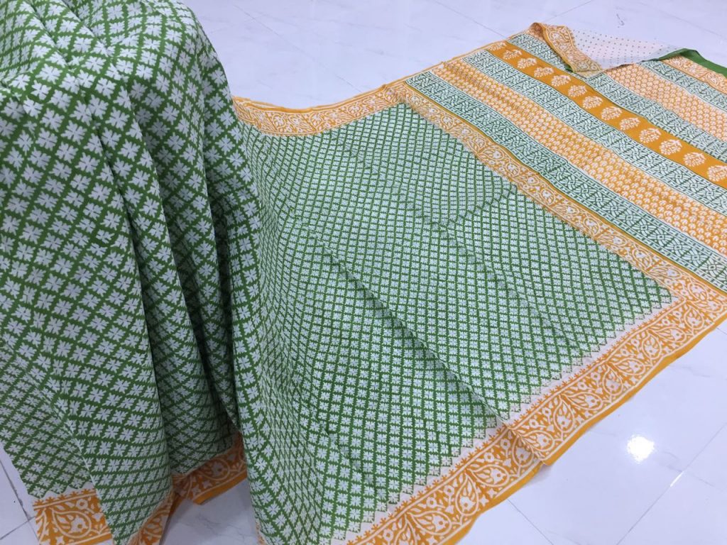 White green casual wear bagru print cotton sarees with blouse piece