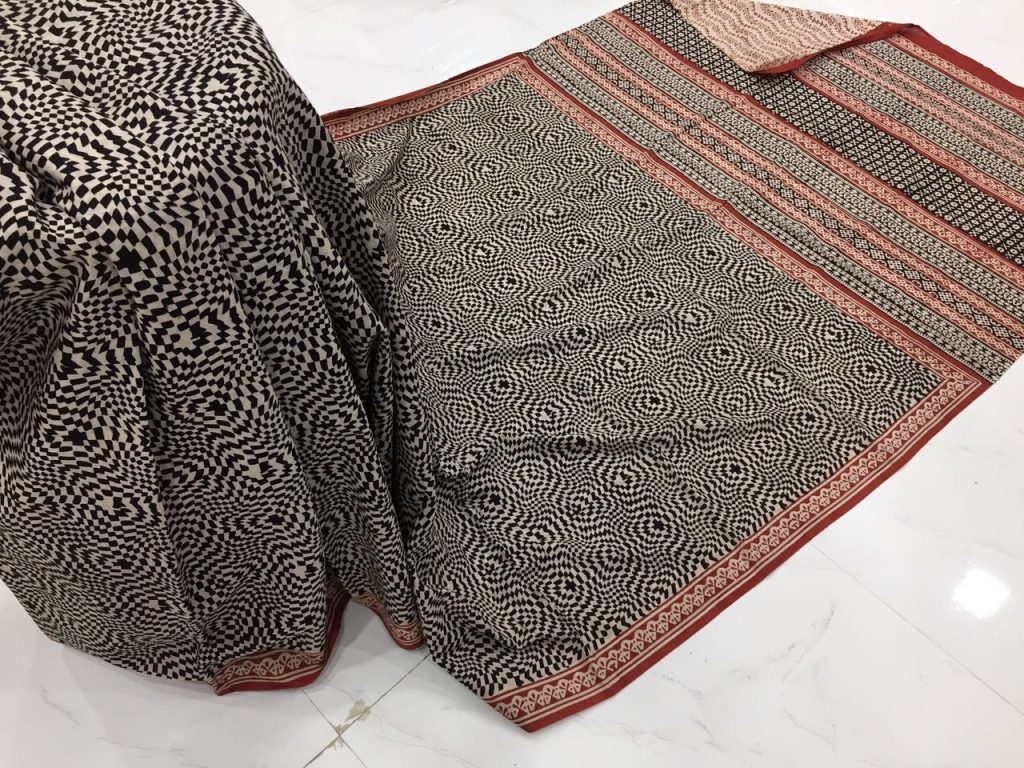 Traditional maroon casual wear bagru print cotton sarees with blouse