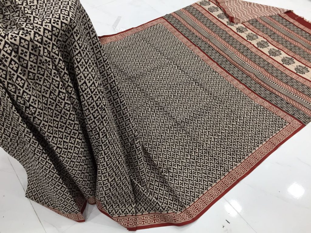 Exclusive champagne regular wear bagru print cotton sarees with blouse