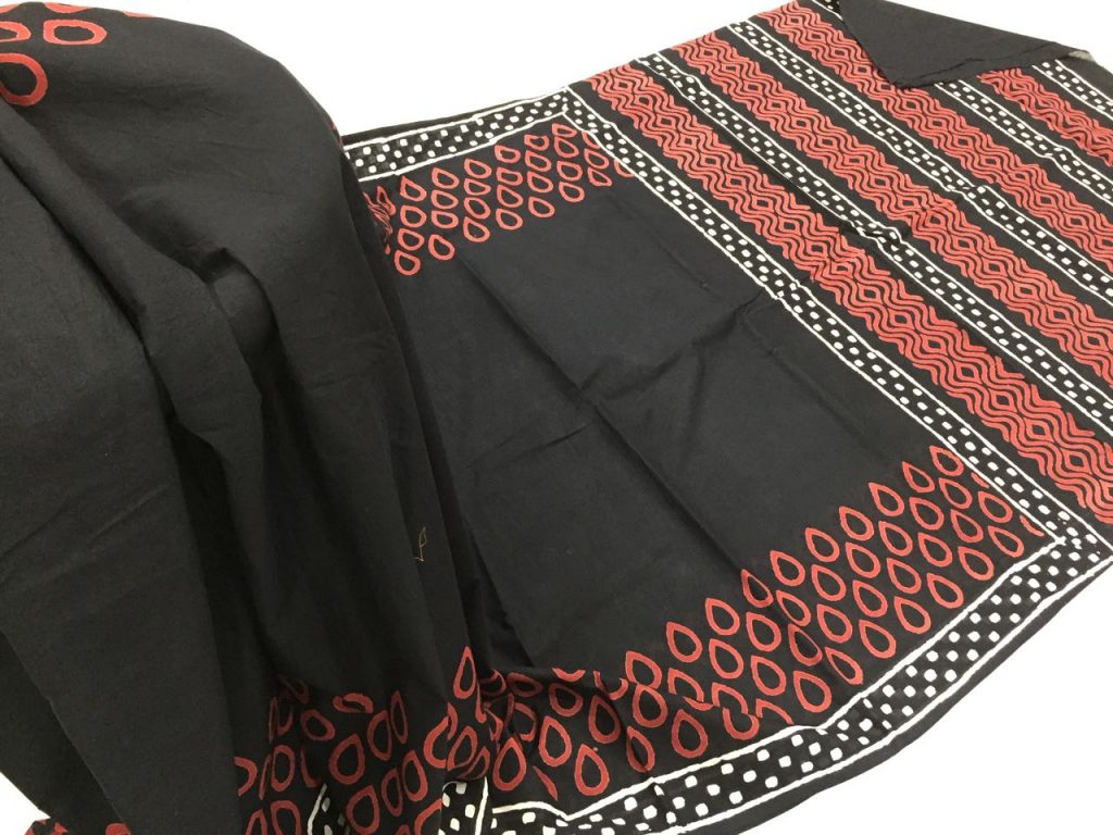 Superior quality black regular wear bagru print cotton sarees with blouse