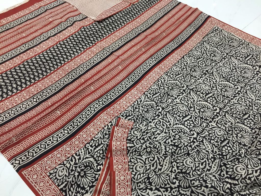 Superior quality black and white casual wear floral bagru print cotton sarees with blouse