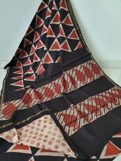 Black bagru triangle print casual wear zari border saree with blouse