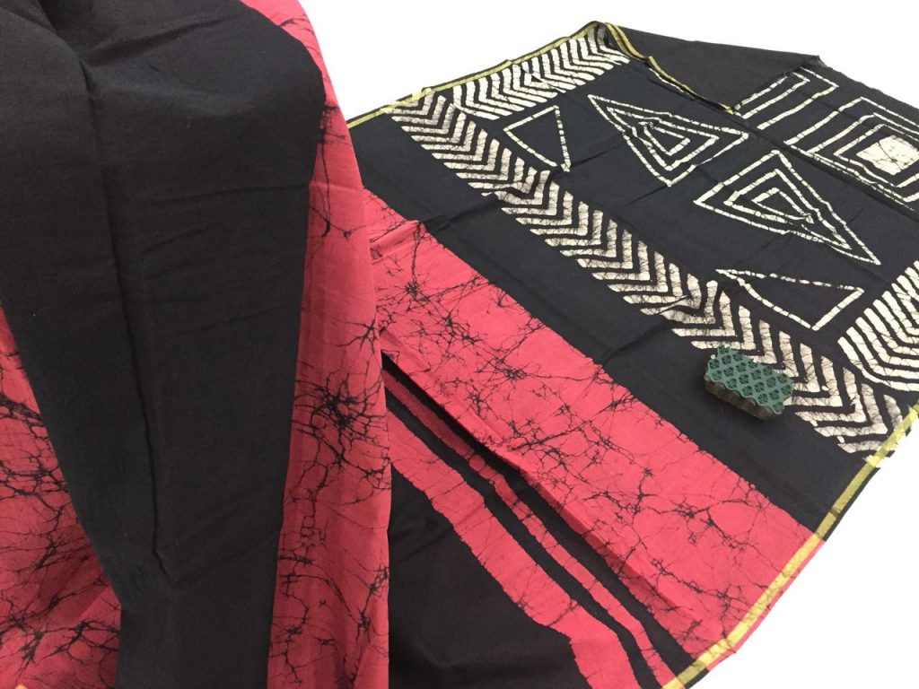 Black batik triangle print regular wear zari border cotton mulmul saree with blouse