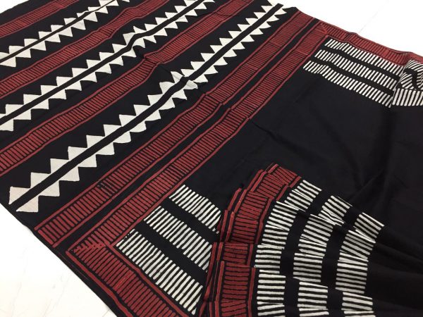 Natural black and white regular wear bagru print cotton sarees with blouse