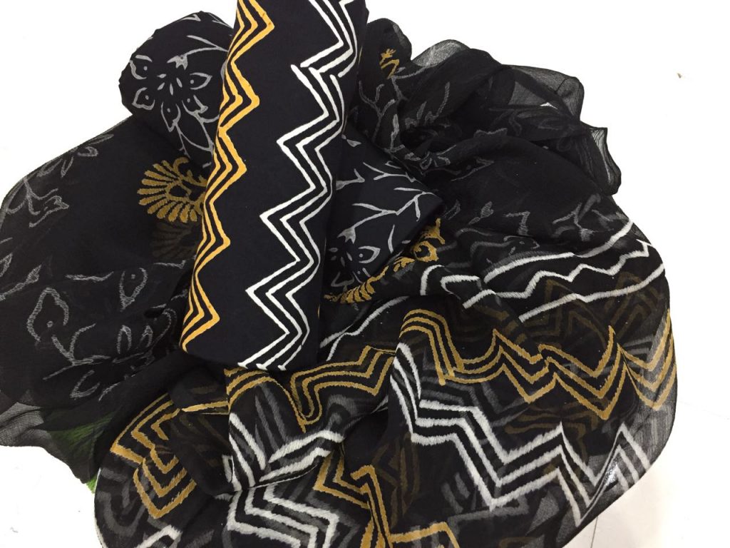 Black and white bagru zigzag print cotton salwar kameez with chiffon dupatta