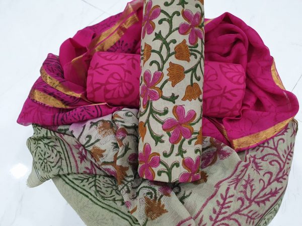 White floral kalamkari pigment print casual wear zari border pure cotton suit set