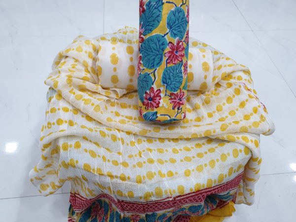 Jaipuri yellow rapid floral print regular wear cotton suit with chiffon dupatta