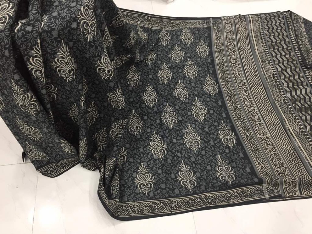 Slate gray daily wear dabu booty bagru print cotton sarees with blouse piece