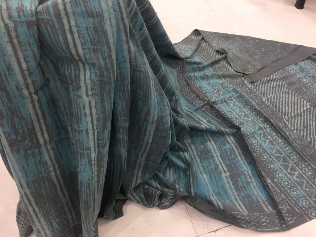 Taupe regular wear dabu bagru print cotton sarees with blouse piece