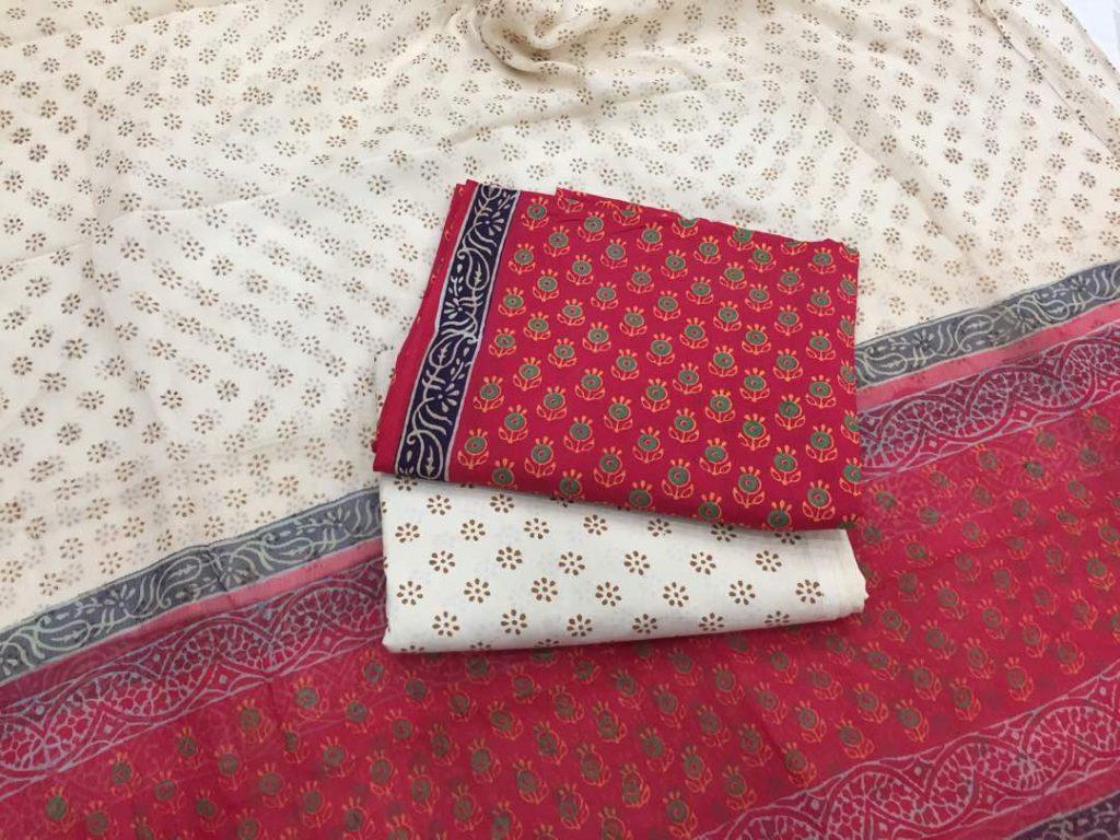 Crimson white jaipuri bagru print cotton salwar kameez set with chiffon chunni