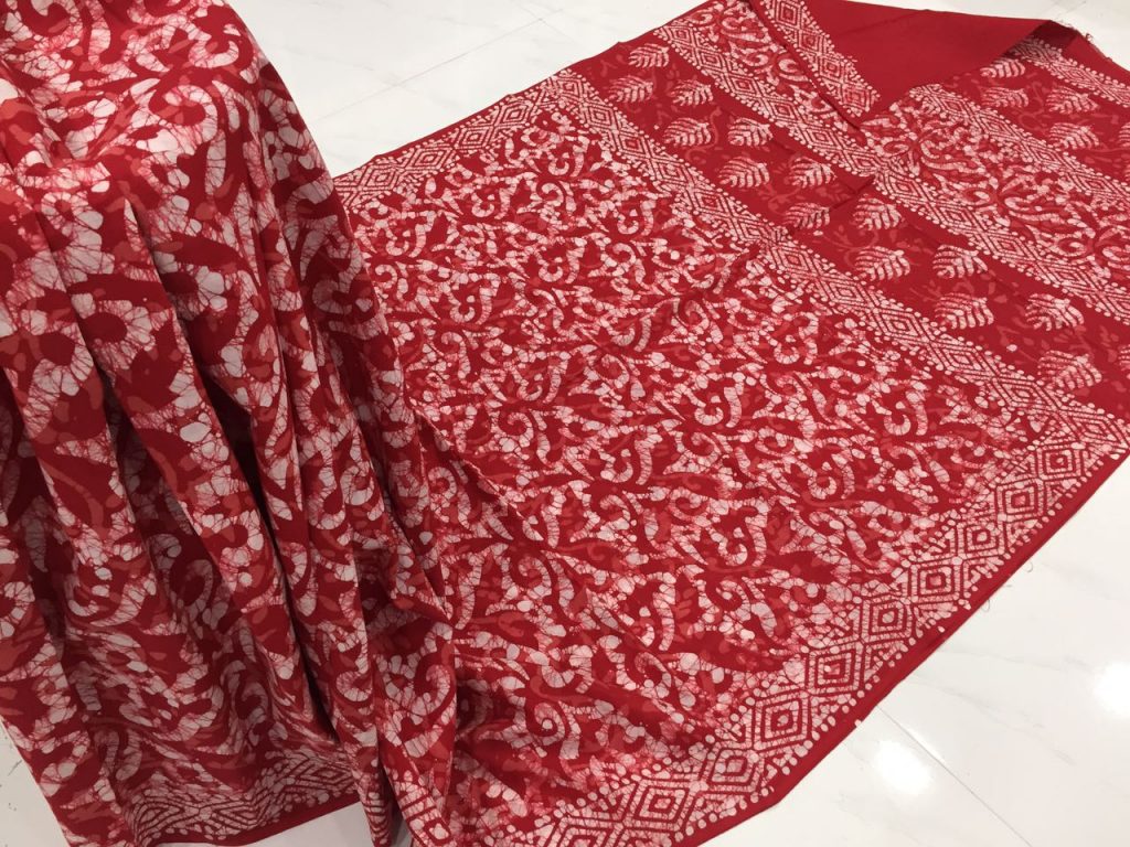Crimson jaipuri batik print regular wear cotton saree with blouse