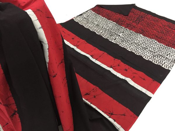 Red black batik print regular wear cotton saree with blouse