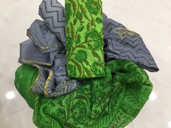 Green floral kalamkari pigment print casual wear zari border pure cotton suit