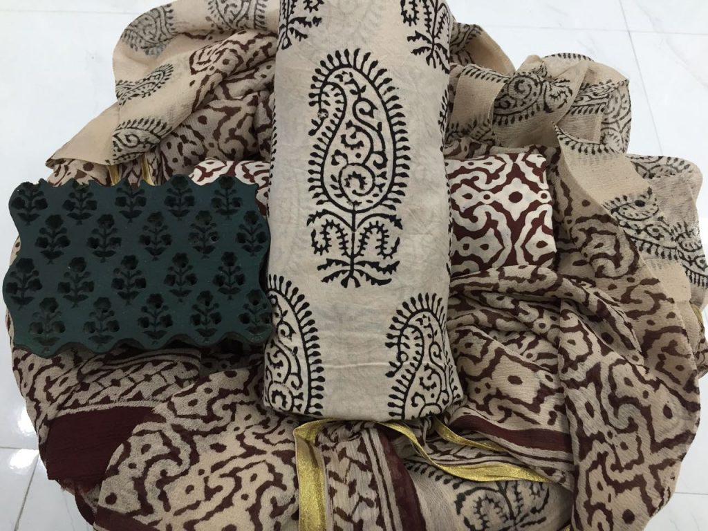 Desert sand jaipuri bagru kerry Print regular wear zari border pure cotton suit