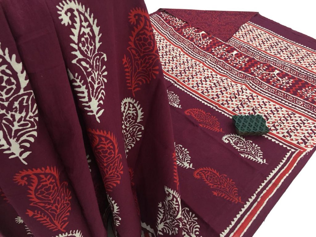Natural maroon mugal print regular wear mulmul cotton sarees with blouse piece