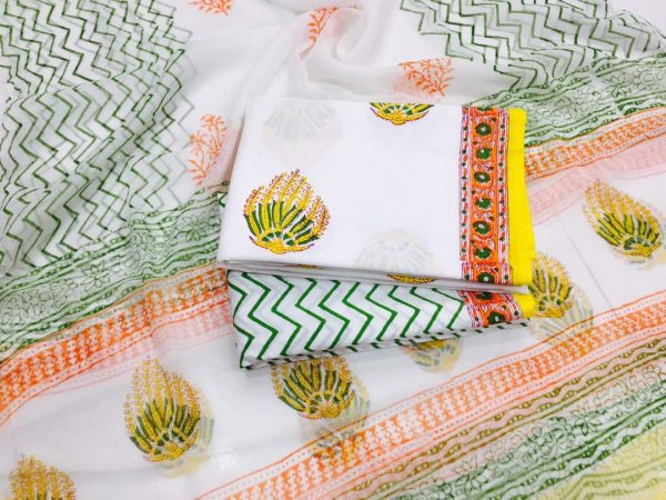 Exclusive white mugal print cotton salwar kameez set with chiffon chunni
