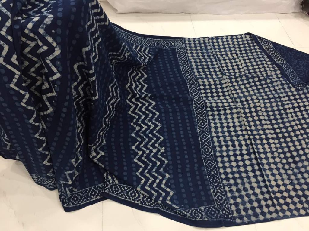 Traditional indigo dabu zigzag print casual wear cotton mulmul saree with blouse