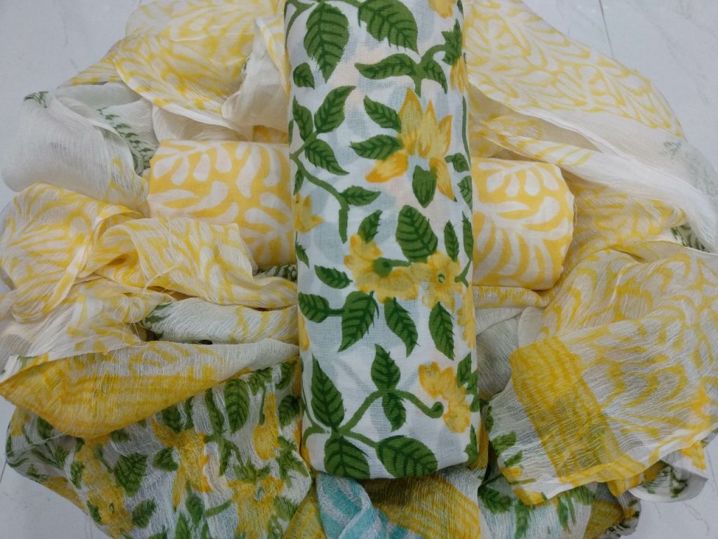 White green pigment floral print cotton salwar kameez set with chiffon chunni
