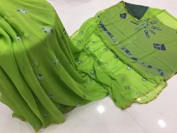 Green square print casual wear chiffon saree with blouse piece