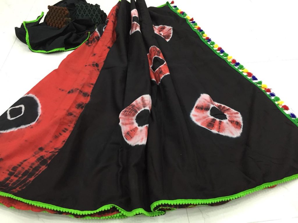 Ladies black shibori print pompom cotton mulmul saree with blouse