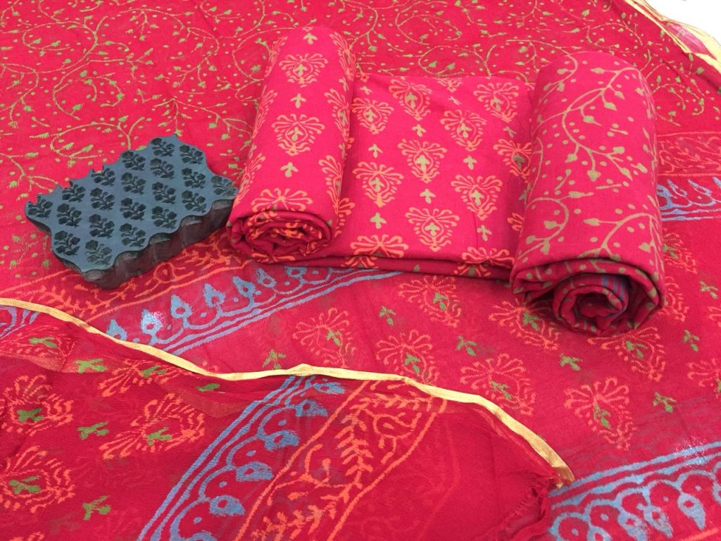 Rose jaipuri bagru booty Print daily wear zari border pure cotton suit