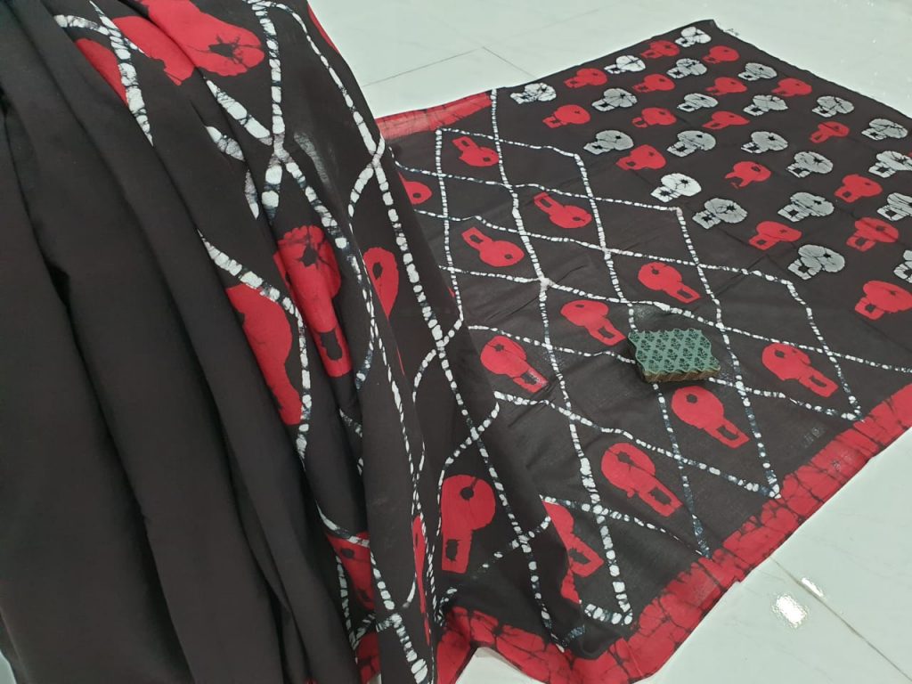 Black batik pot print casual wear cotton saree with blouse