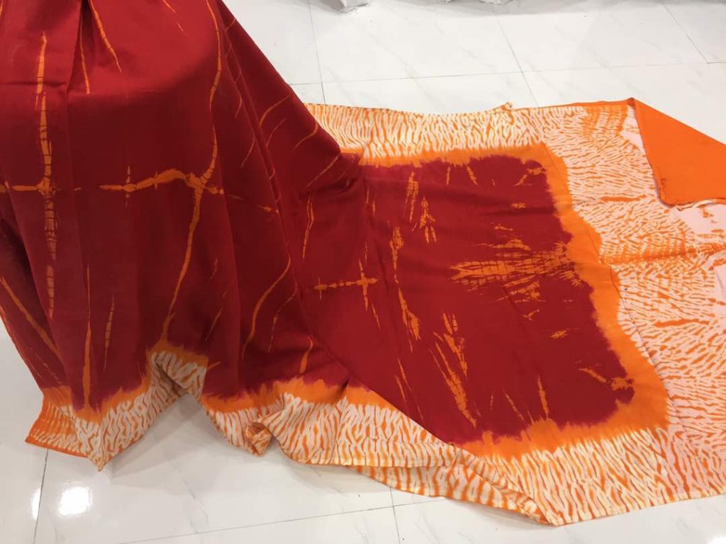 Maroon shibori print mulmul cotton sarees with blouse