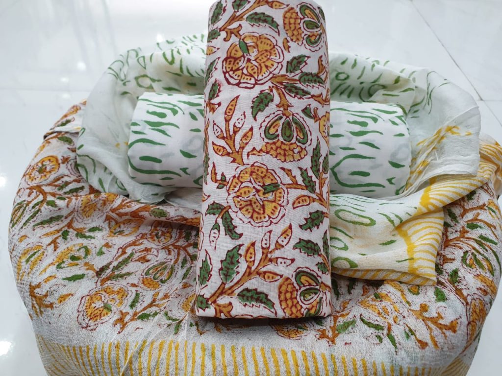 Floral rapid print cotton suit set with chiffon dupatta
