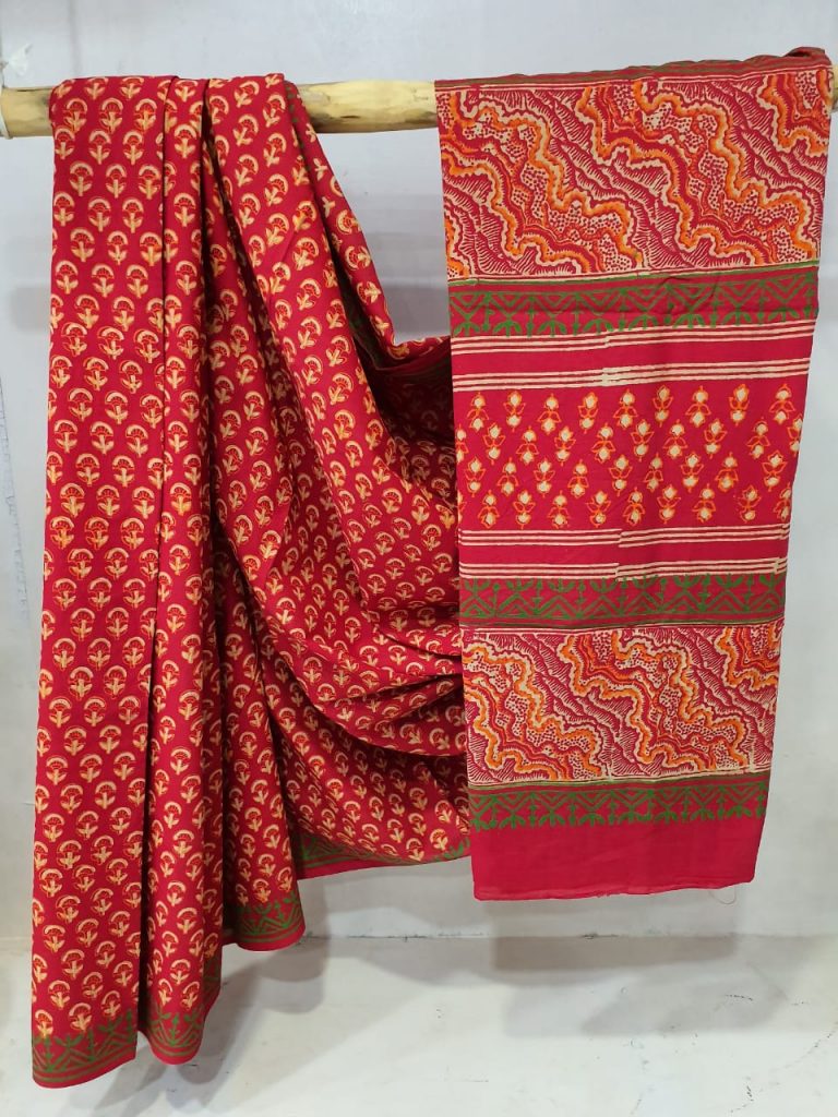 Crimson cotton mulmul saree with blouse