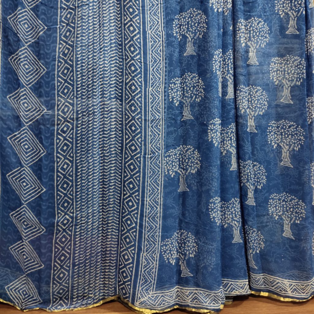Sapphire beautiful Chiffon saree with blouse