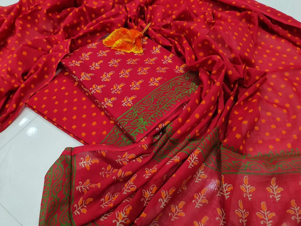Crimson Superior quality Cotton salwar kameez set with mulmul dupatta suit