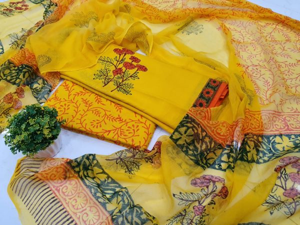 Jaipuri Yellow cotton salwar suit set with chiffon chunni