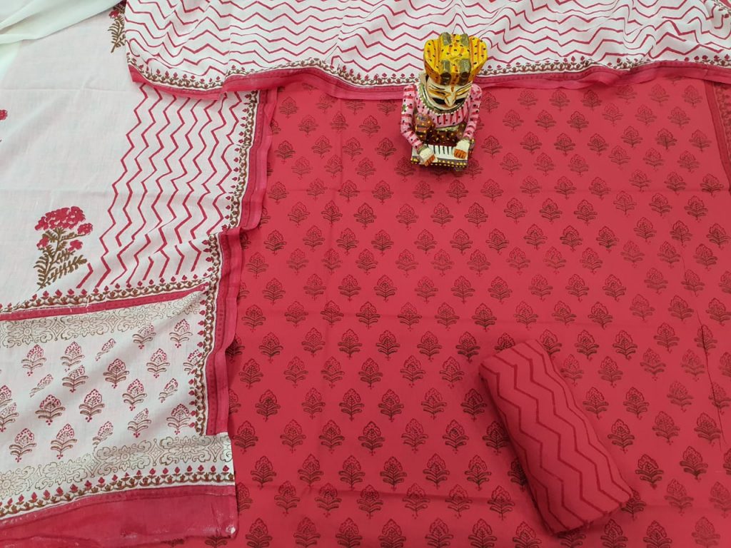 Exclusive Crimson pink and white Cotton mulmul dupatta suit set