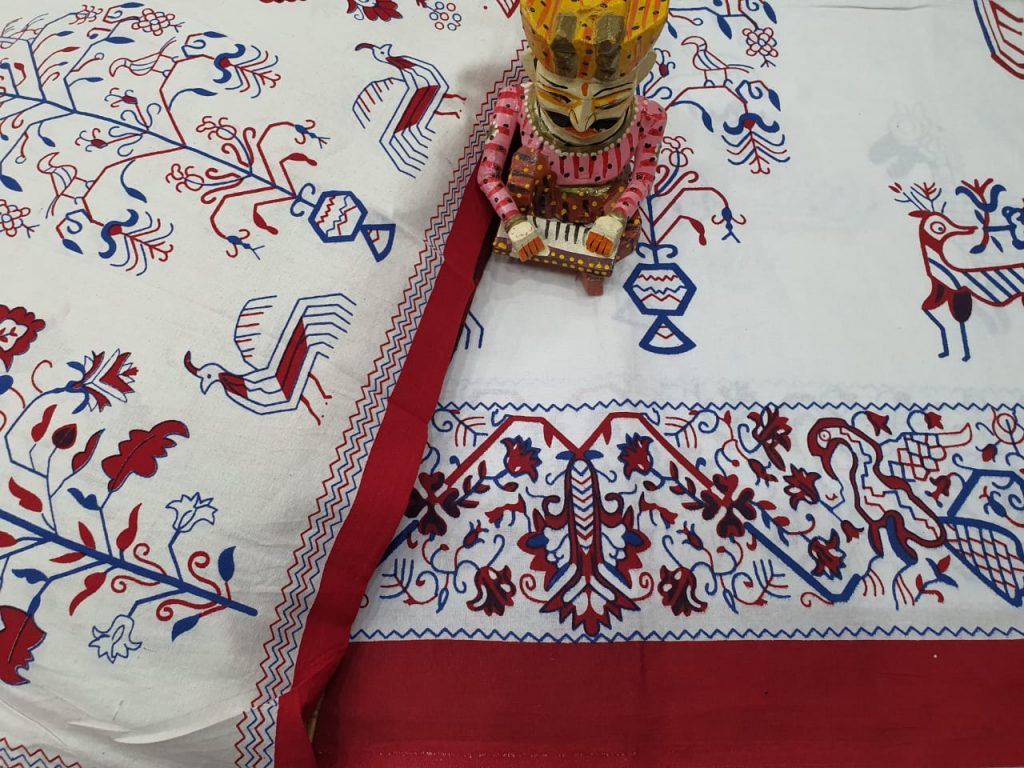 Red and White Natural bedsheet with pillow cover