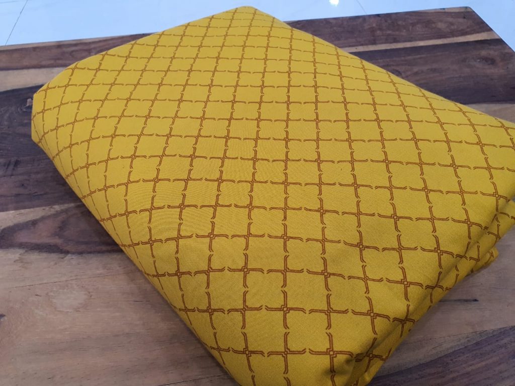 Yellow pigment print cotton running material set